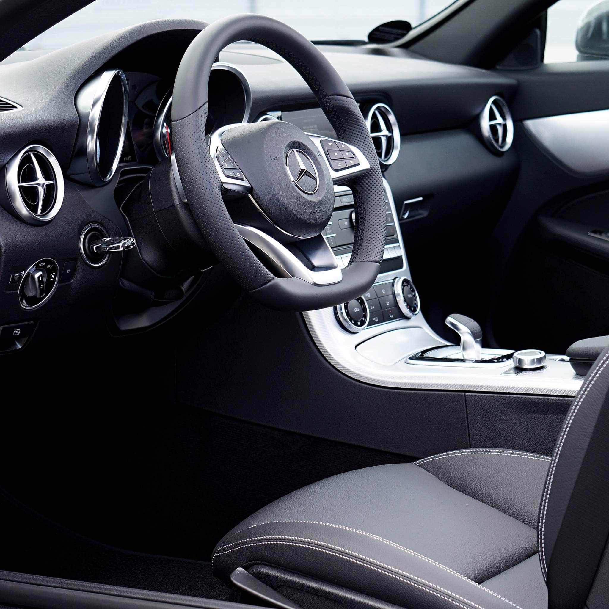 Mercedes-Benz SUV Interior Ceramic Coating Dallas TX With Gtechniq Protection - Martin Auto Detailing